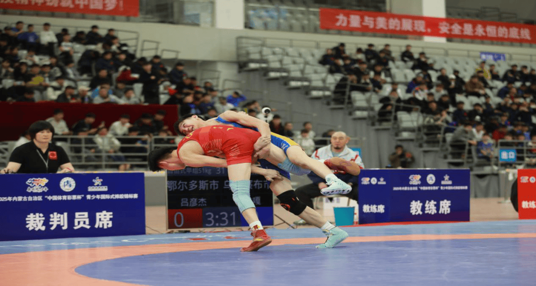 三亿体育体育官网入口-战术精湛，场上球员技战术展示精彩纷呈的简单介绍