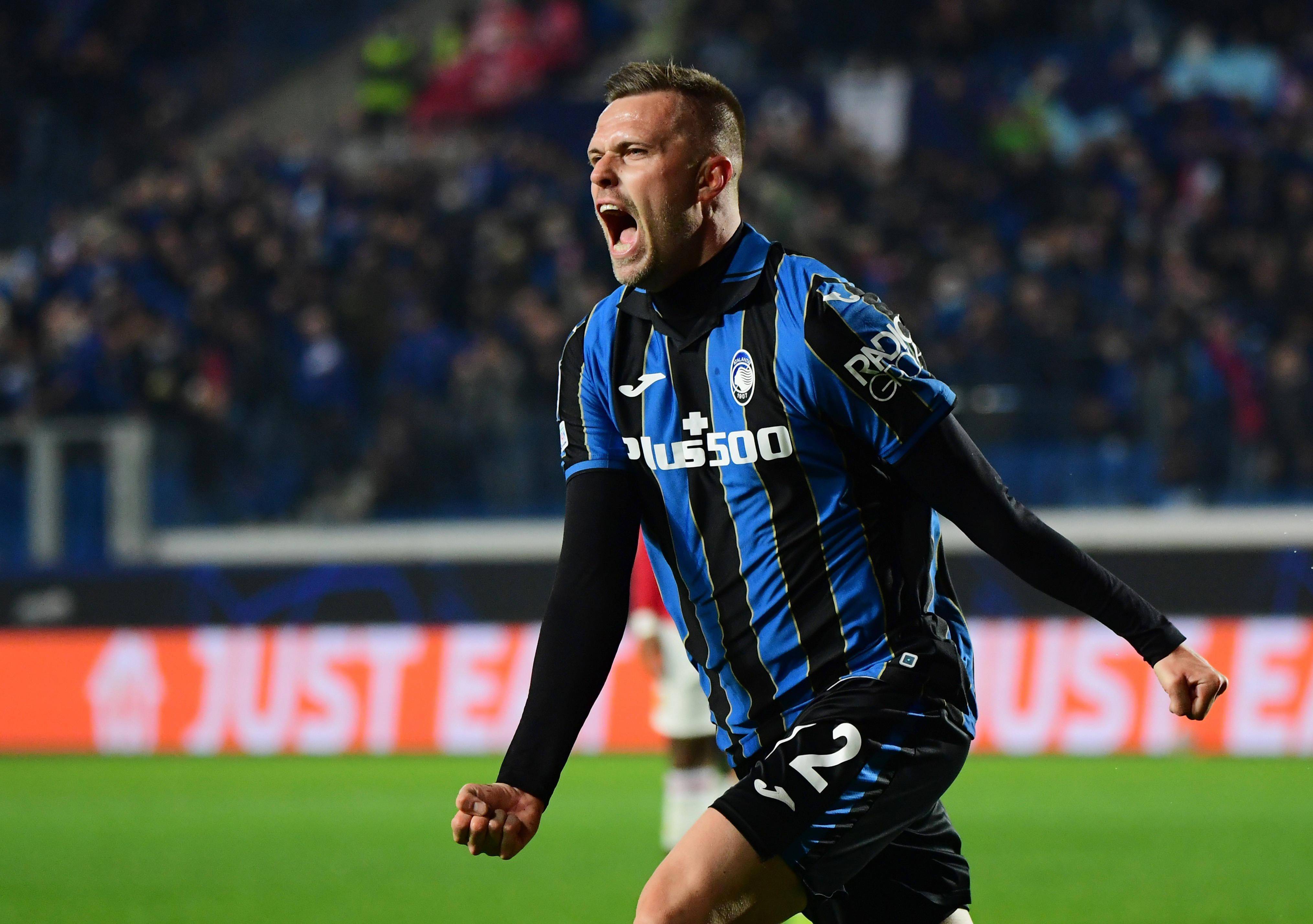 三亿体育体育官方入口-亚特兰大客场获胜，锁定欧冠资格