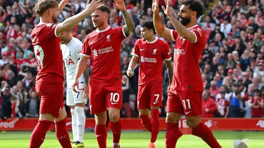 三亿体育体育下载-包含激烈角逐！拜仁慕尼黑迎战英超传统强队的词条