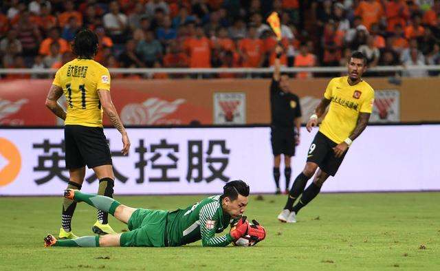 三亿体育体育官网入口-鲁能两连败，丢掉积分榜前四的简单介绍