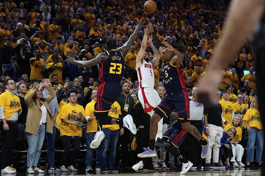 火箭主场击败勇士,取得七连胜 火箭主场击败勇士,取得七连胜