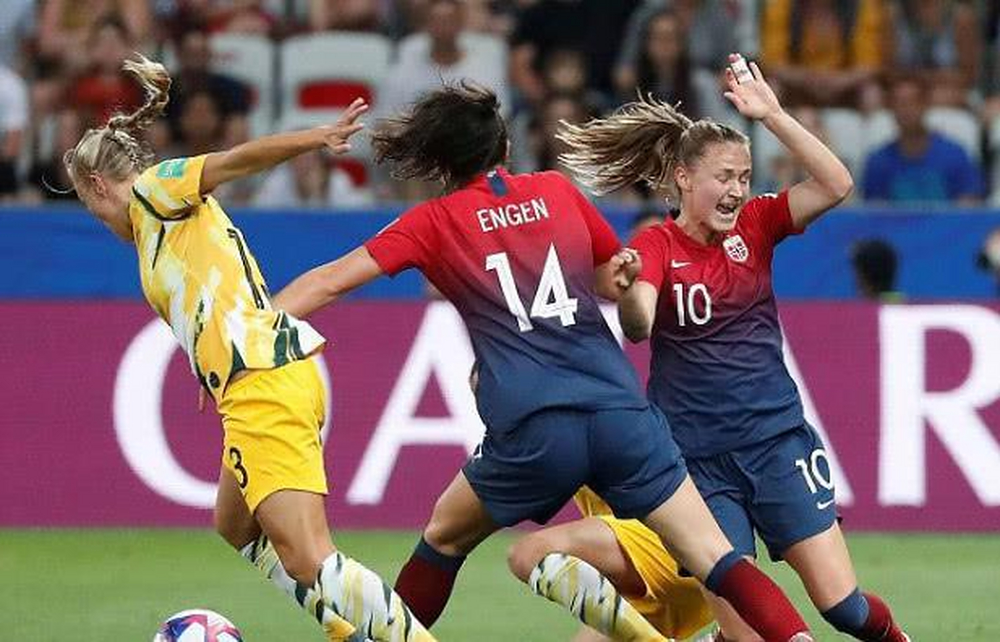 尼日利亚女足力求逆转韩国队 尼日利亚女足力求逆转韩国队