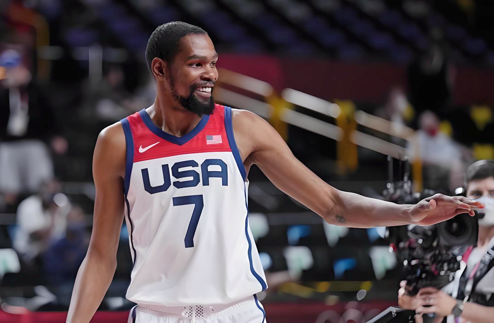 三亿体育体育登录入口-包含顶级球员的表现展示，将为球队带来关键胜利的词条